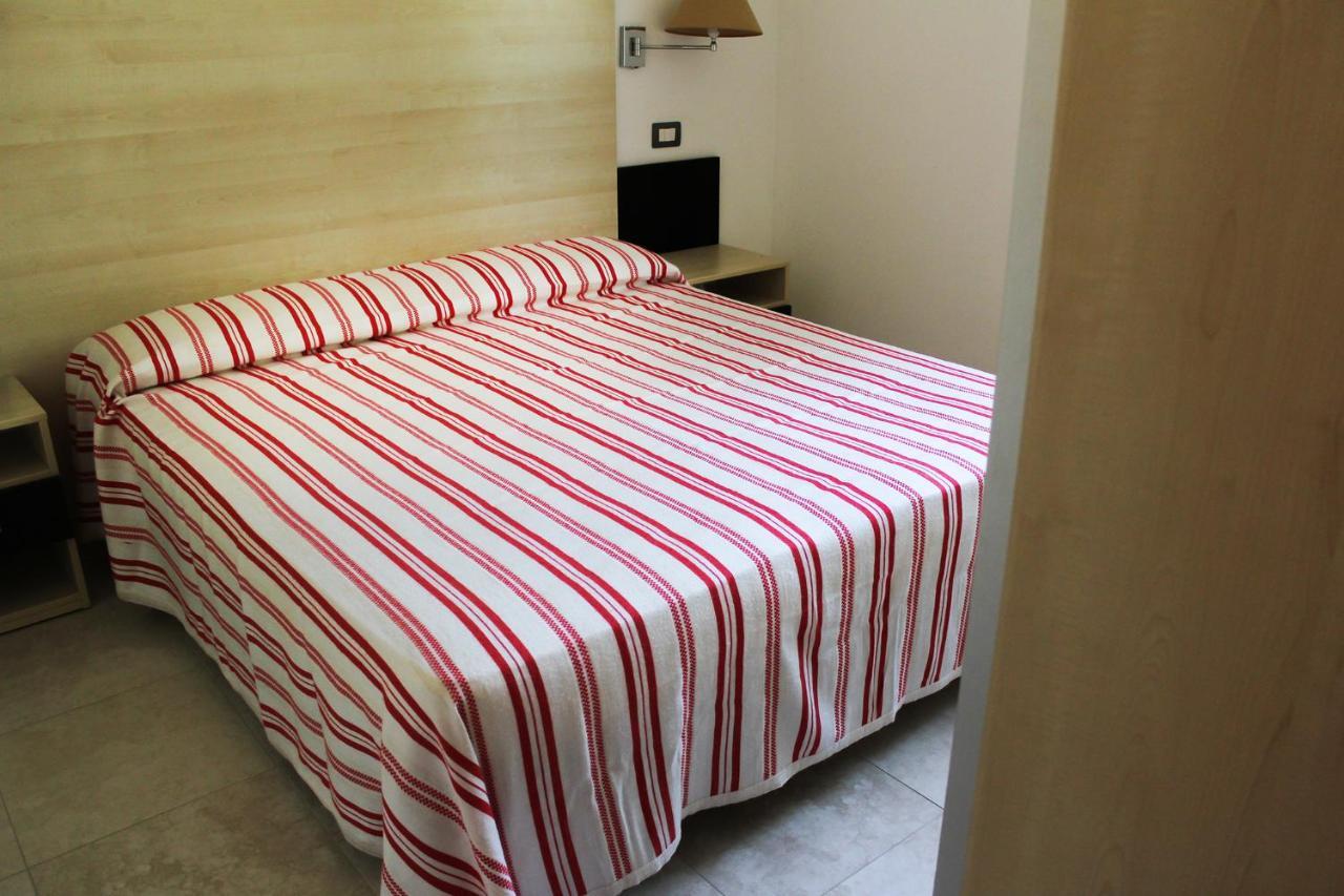 Villaggio Baia Del Monaco Manfredonia Exterior photo
