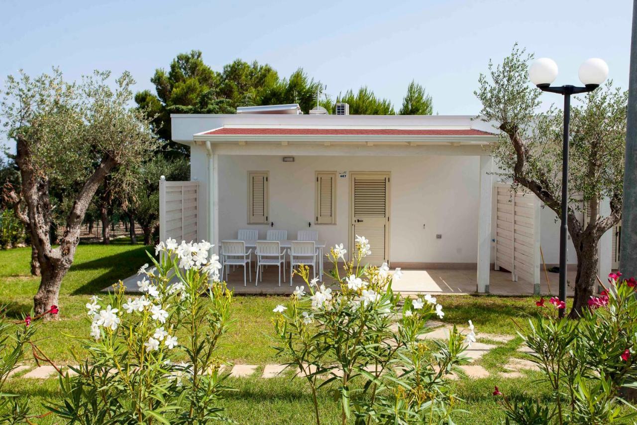 Villaggio Baia Del Monaco Manfredonia Exterior photo