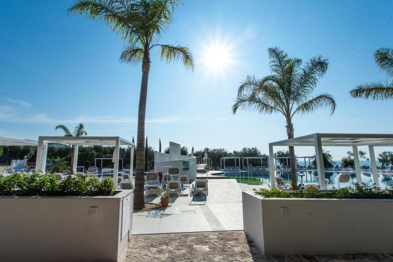 Villaggio Baia Del Monaco Manfredonia Exterior photo