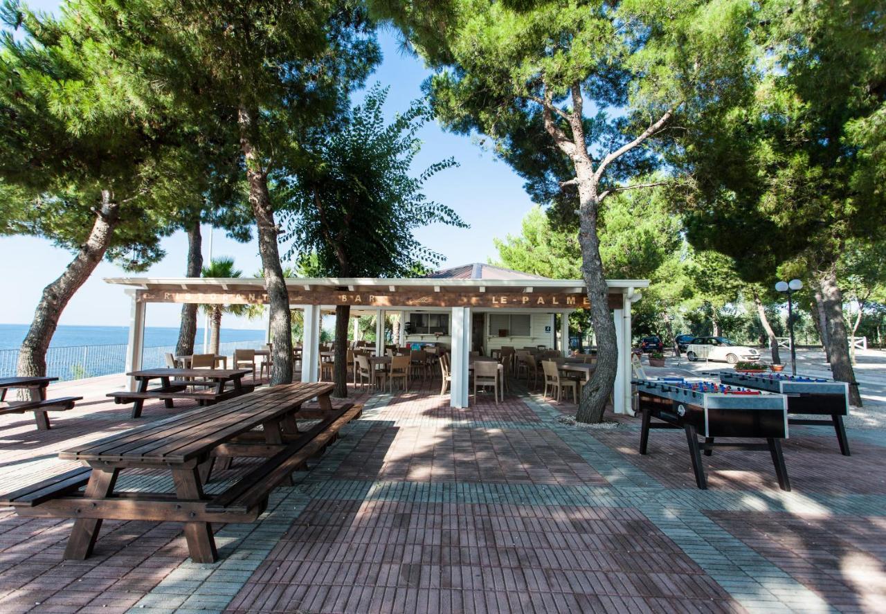 Villaggio Baia Del Monaco Manfredonia Exterior photo