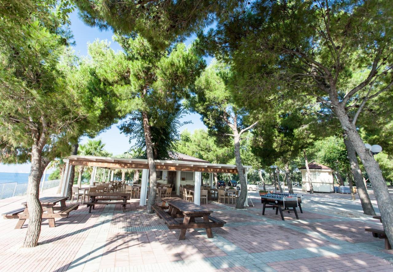 Villaggio Baia Del Monaco Manfredonia Exterior photo